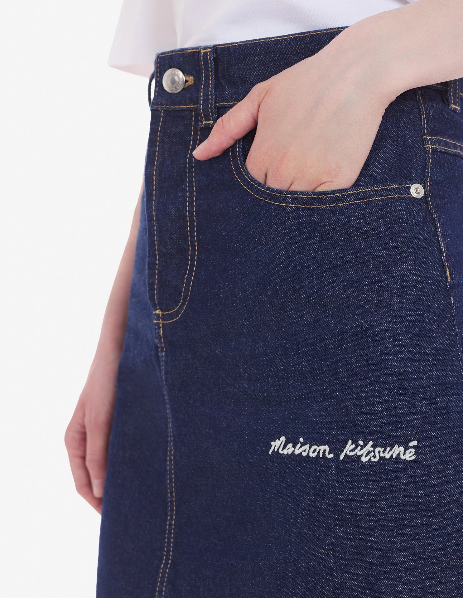 MINI A-LINE SKIRT IN INDIGO DENIM 8 MINI A-LINE SKIRT IN INDIGO DENIM - Image 6